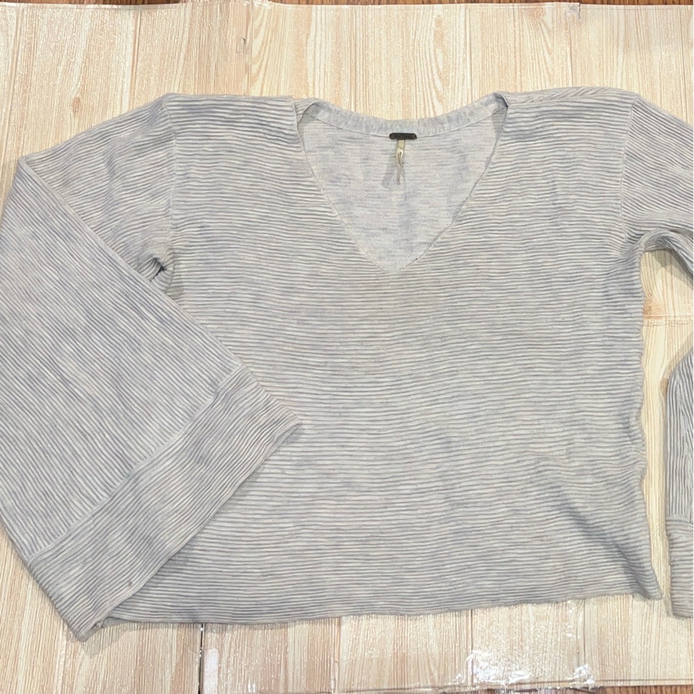 Free people Gray corduroy stretchy Long Sleeve Sweater bell sleeves